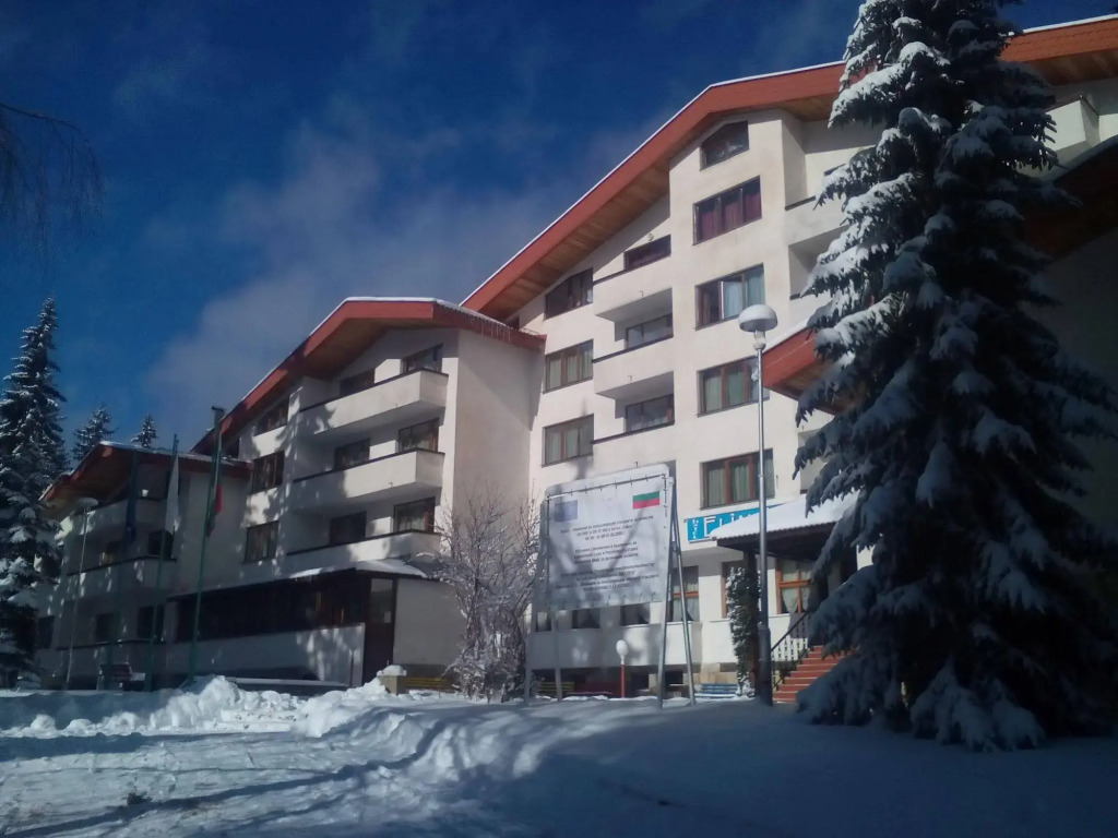 Elina Hotel