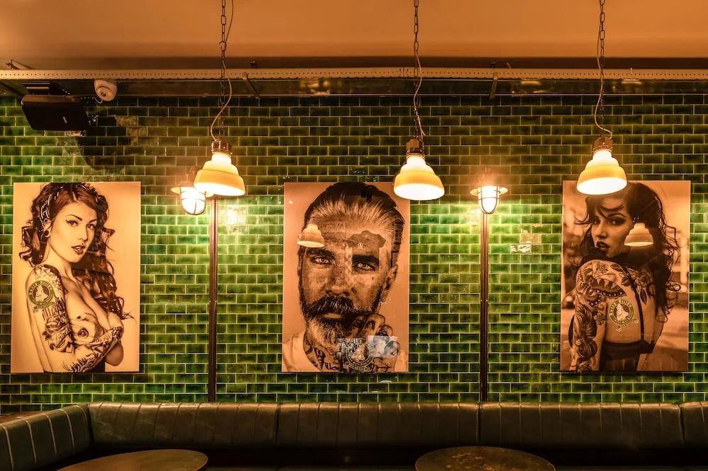Durty Nellys Inn