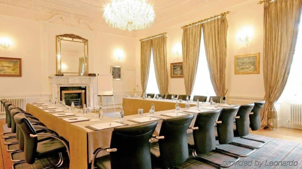 Elegance East Hotel
