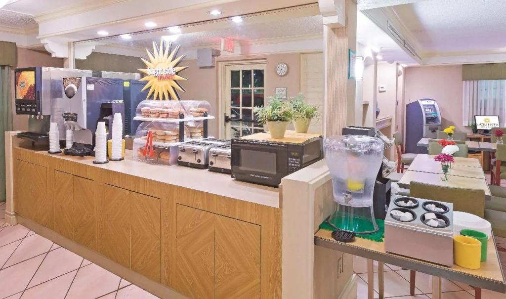 La Quinta Inn San Antonio Sea World Ingram Park