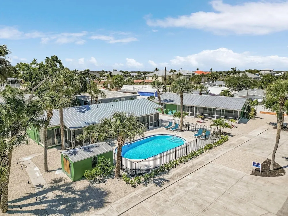 171 Washington - Dune Our Thing - Unit A - Fabulous Pool Home! home