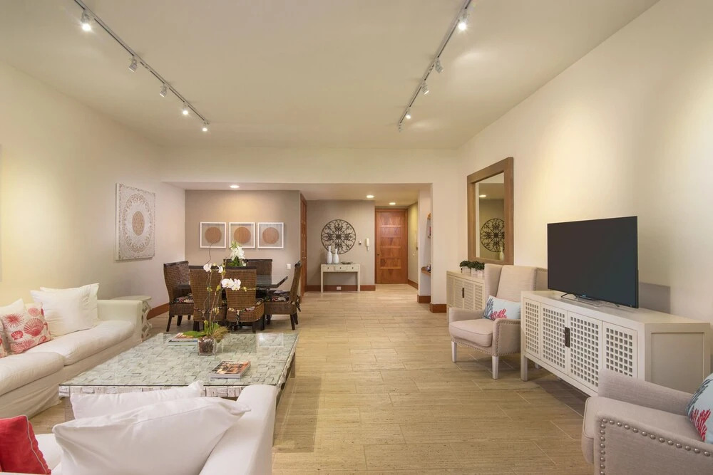 Los Altos Residences