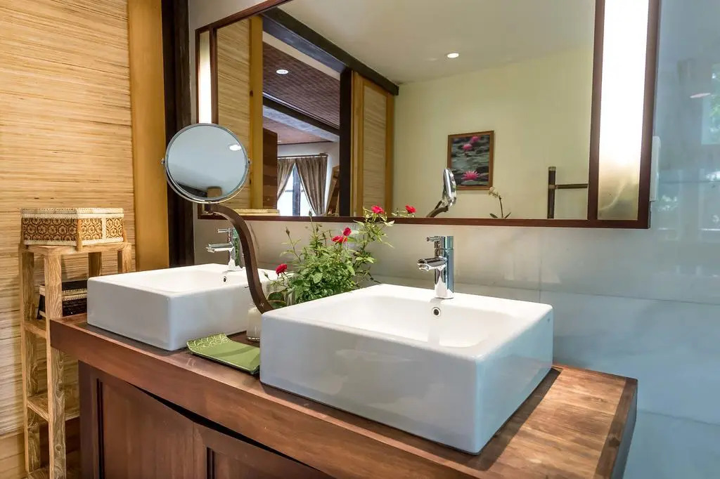 Casabrina Vacation Villas