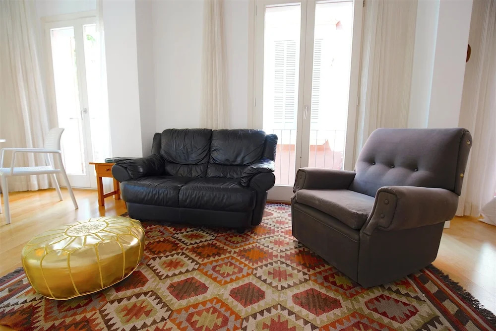 Hostal Montmari