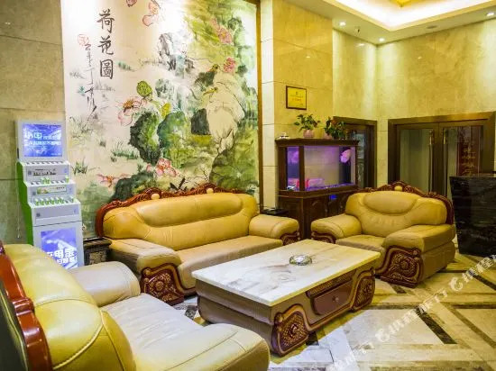 柏斯特酒店(商学院汽车西站店)