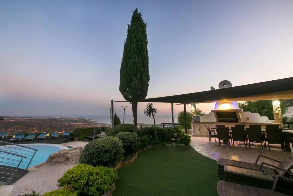 Oceania & Panorama Villas