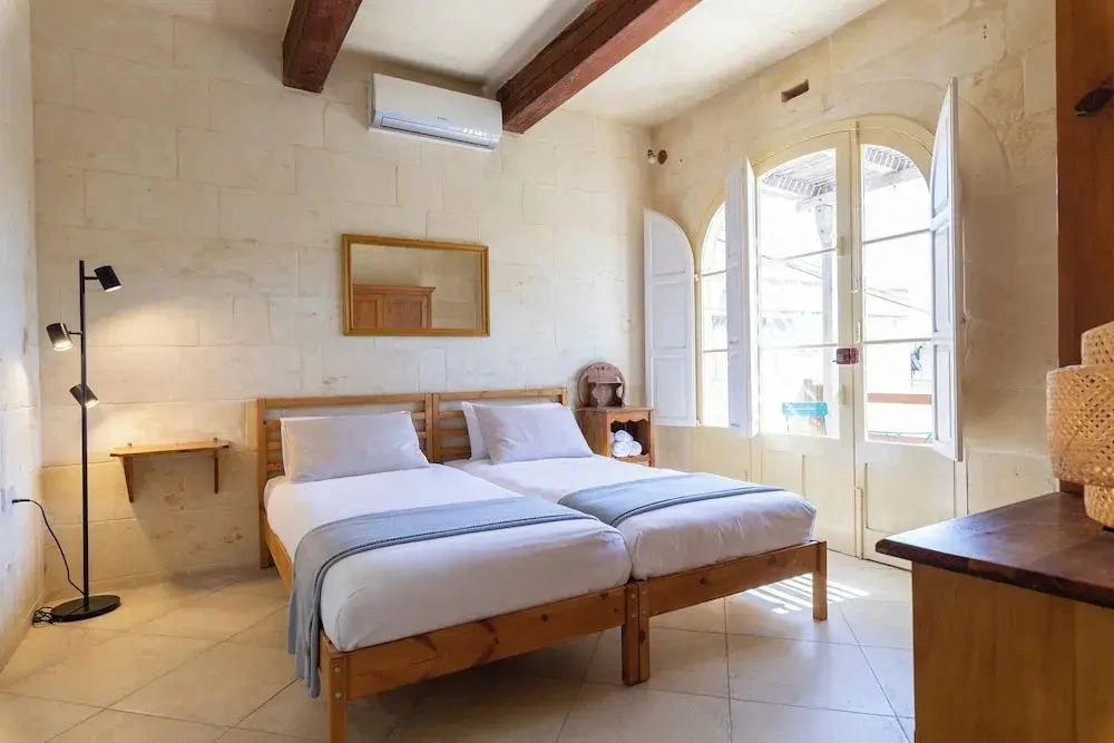 Tal-Kitarra Villa