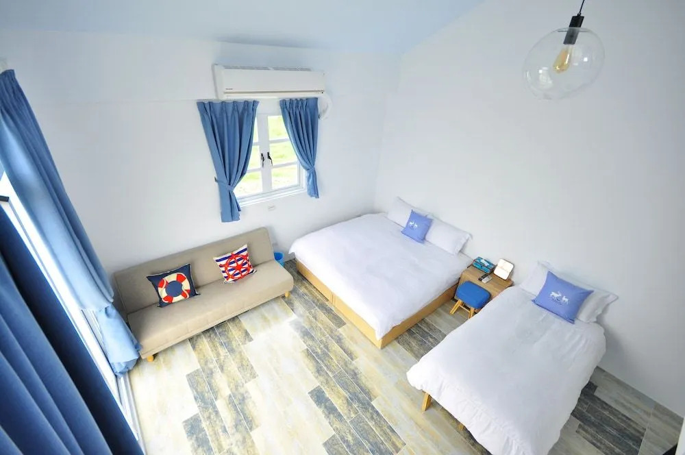 Sea Daughters Homestay