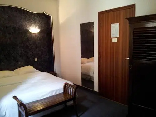 Hotel du Pot dEtain