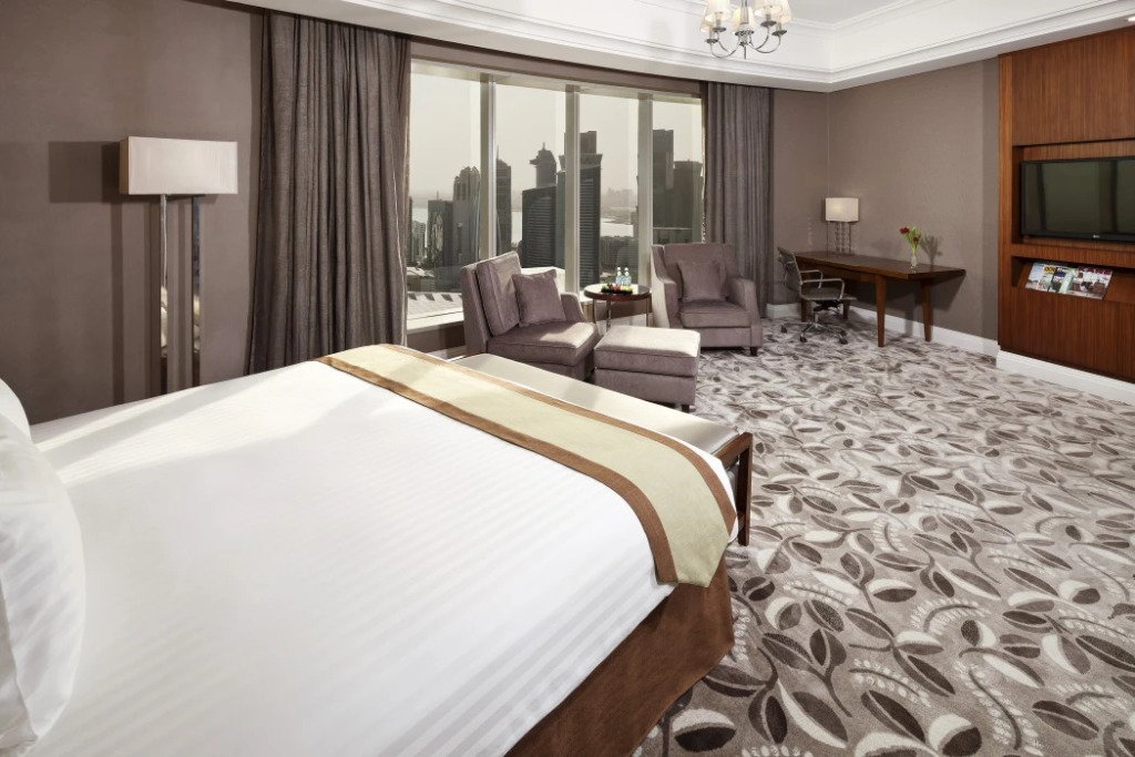 Best Plaza West Bay Hotel