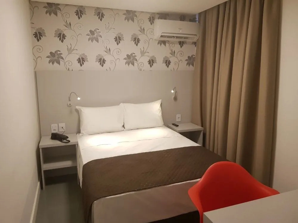 Life Hotel