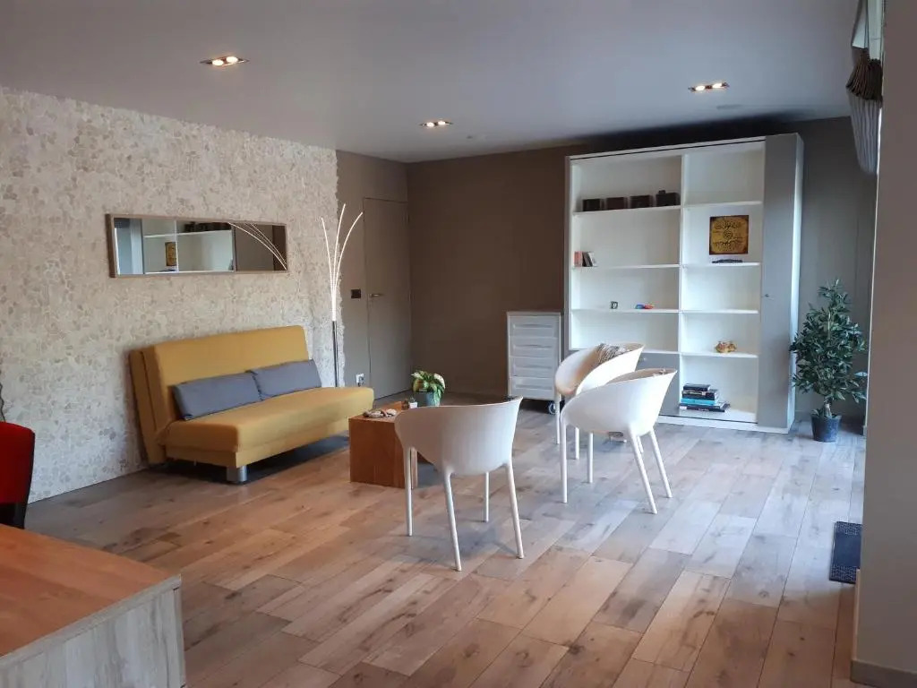 Au Paradis Guesthouse
