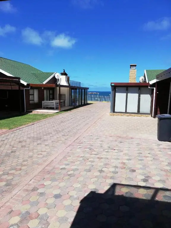 94 Sea Cottage