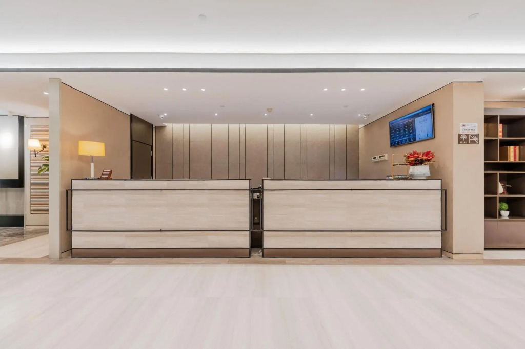 Home Inn West Lake Wushan Plaza Hefang Street