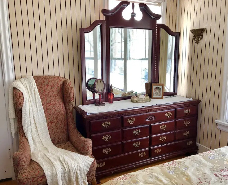 Holder House Rentals