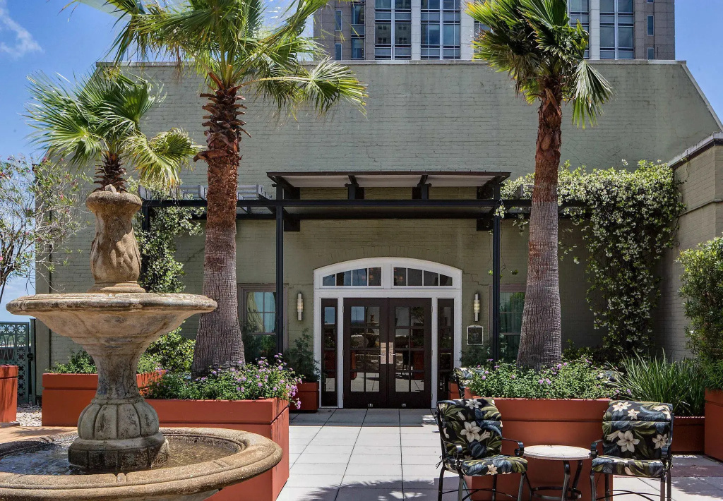 The Battle House Renaissance Mobile Hotel & Spa