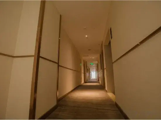 Mianzhu Huasheng Express Hotel (Lufu Shijia)