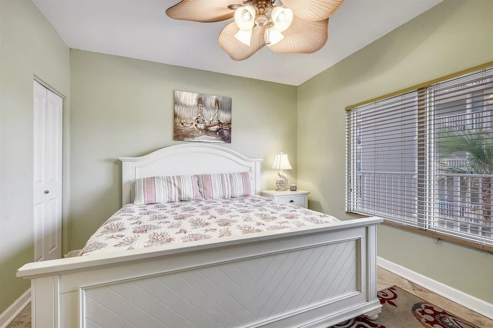 Shores of Panama 204 - 2nd Floor 2 Bedroom . Same Floor Reserved Parking. Free Fun 2 Condo by RedAwning