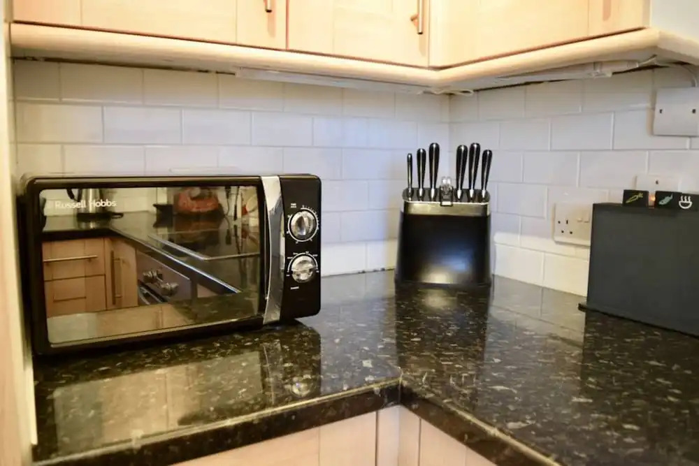 Homely Flat With Balcony in Parsons Green