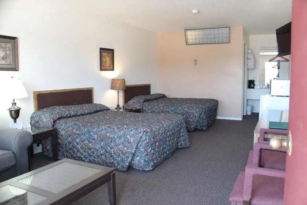 The Lake House Inn