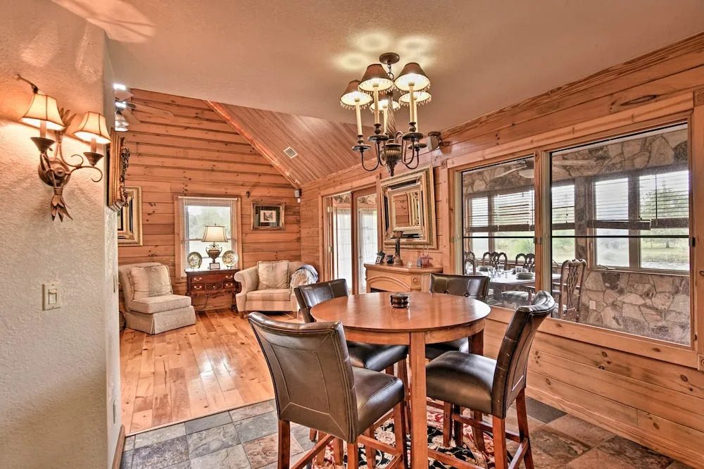 40-acre Farm w/ Animals & Fishing in Sebring!