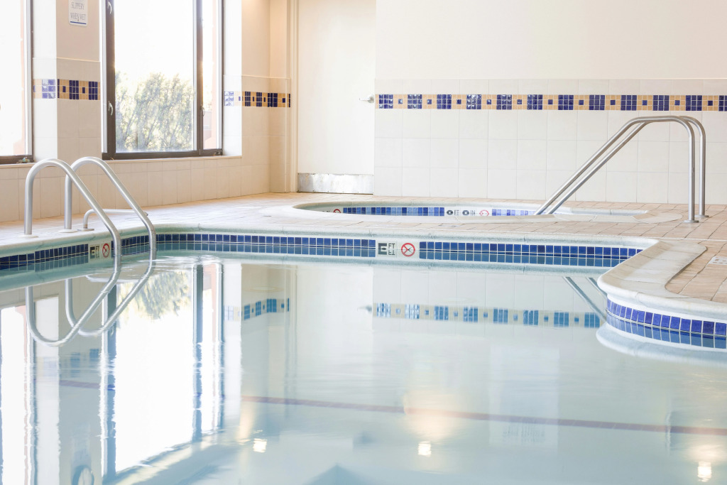 Holiday Inn Manchester Airport by IHG