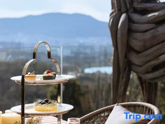 Tengchong Ruili Hot Spring Scenic Hotel