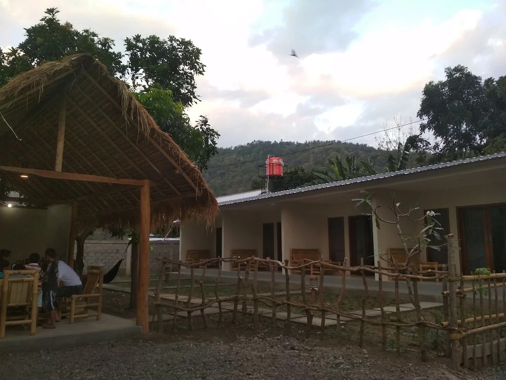 OYO 1662 Zury Homestay
