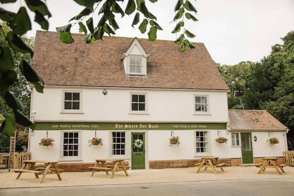 The Sword Inn Hand