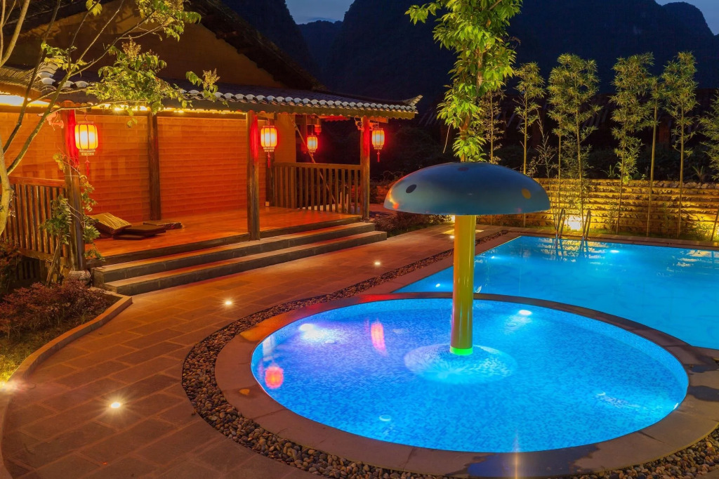 Yangshuo Ancient Garden Boutique Hotel-English speaking team&Swimming pool&Activities organized&Free pick up from Airport or TS over 4 nights