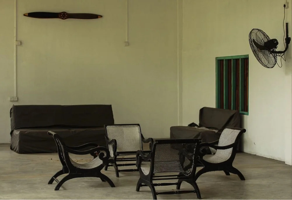 Shaka Bungalow