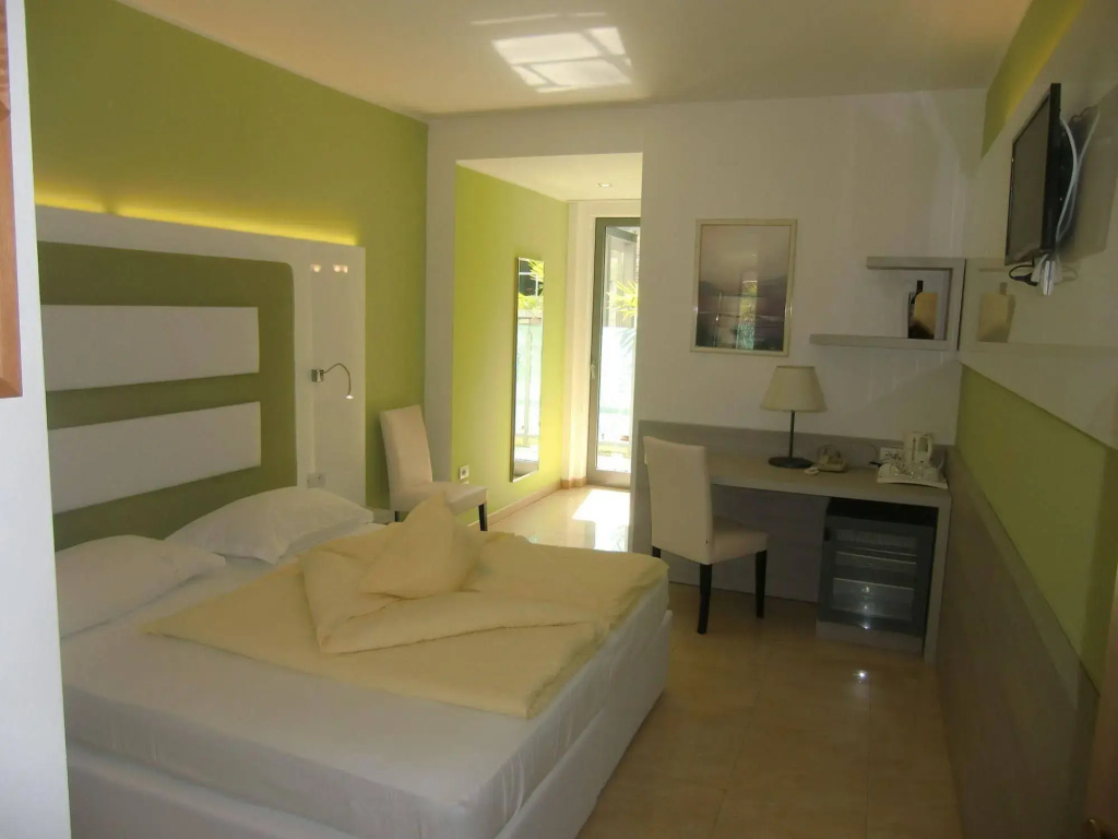 Beach Hotel Du Lac Malcesine