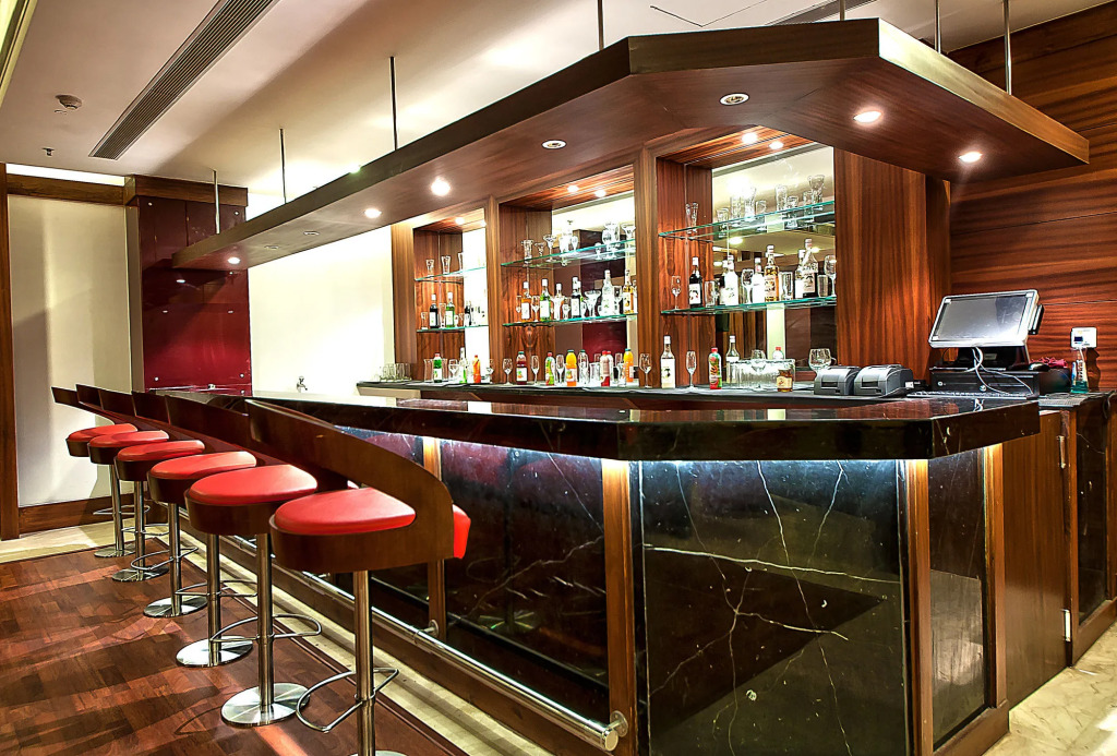 The Golden Plaza Hotel