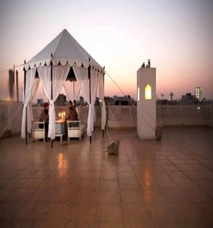 Jyoti Mahal A Royal Heritage Hotel - A Luxury Heritage Collection - Near to Connaught Place