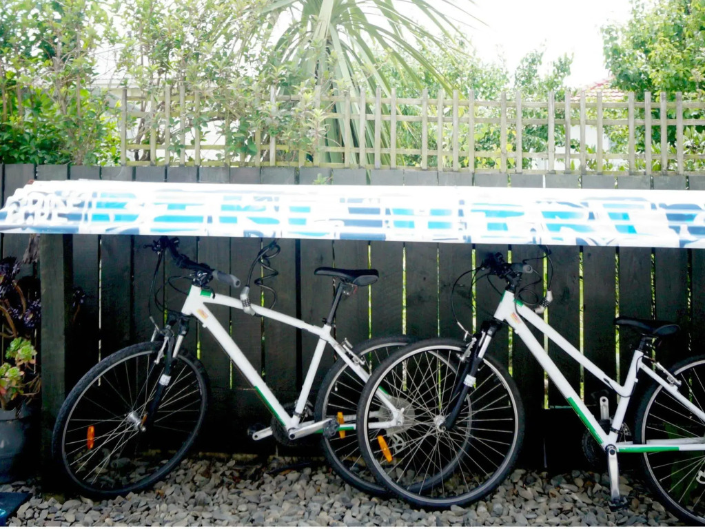 Chillawhile Backpackers Art Gallery - Hostel