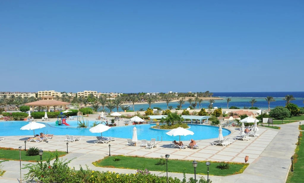 Royal Brayka Beach Resort