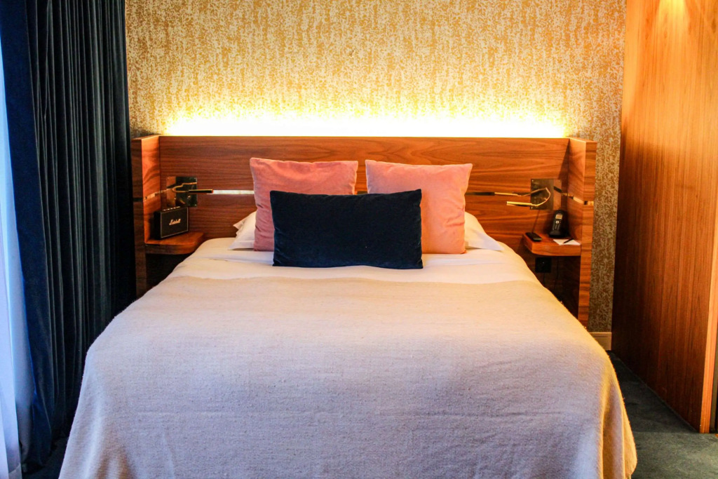 Hotel Parister Piscine & Spa