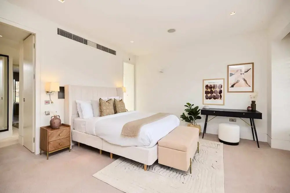 The Hampstead Garden Hideaway - 5bdr Home With Pool and Garden