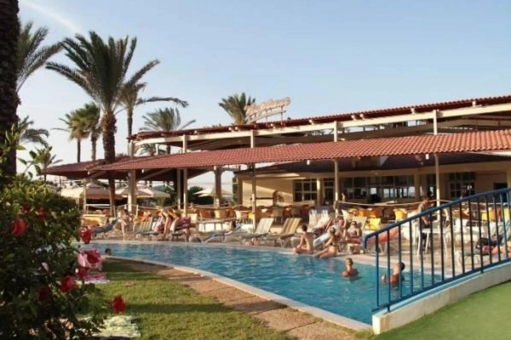Курортный отель Riadh Palms Resort & Spa