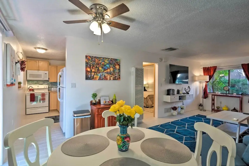 Santa Fe Bungalow ~ 2 Mi to Downtown!