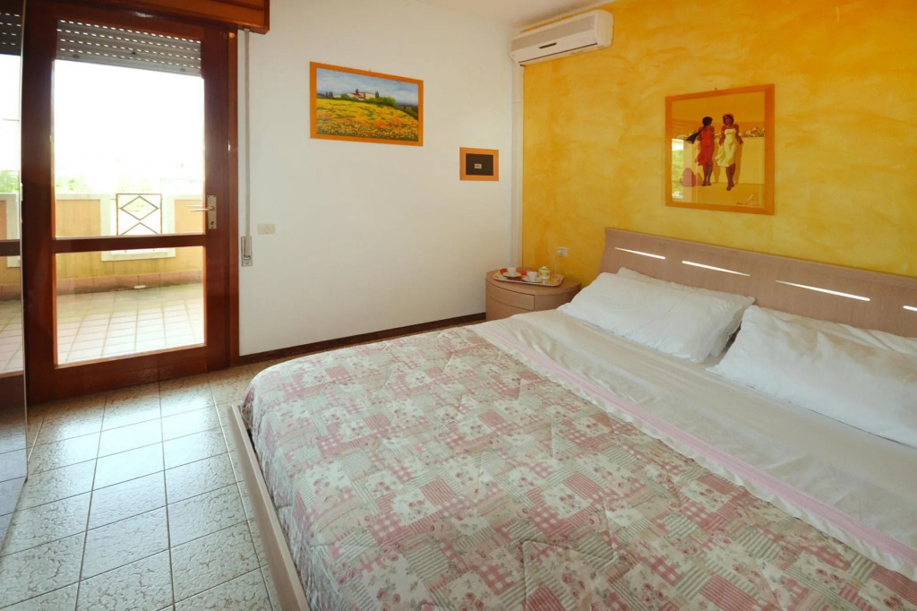 Apartment in Bibione Spiaggia with balcony