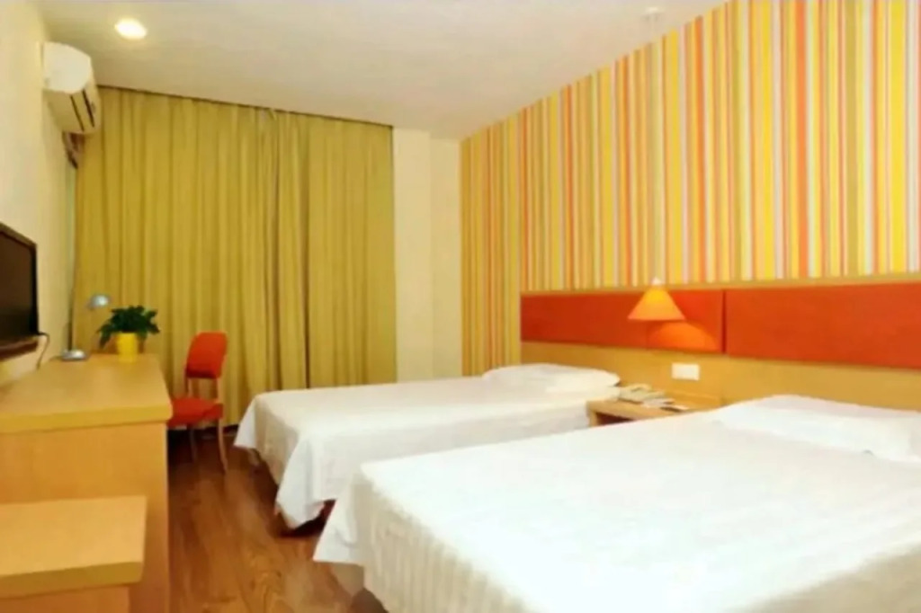 Home Inn Changchun Hi-tech Zone Guigu Street