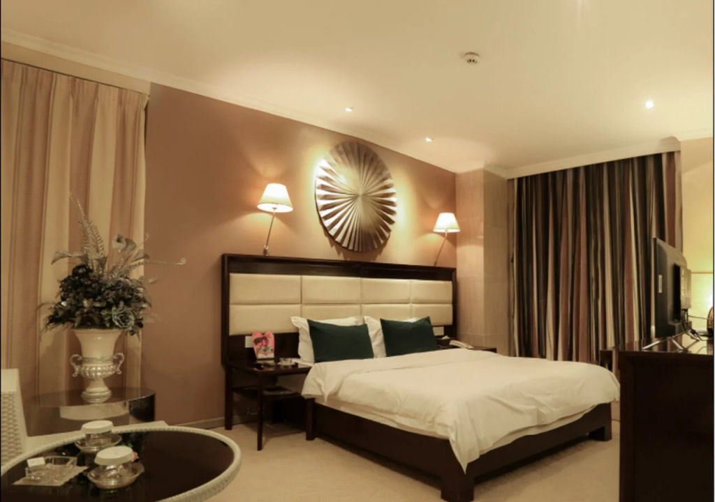 Shenzhen Tourism Trend Hotel