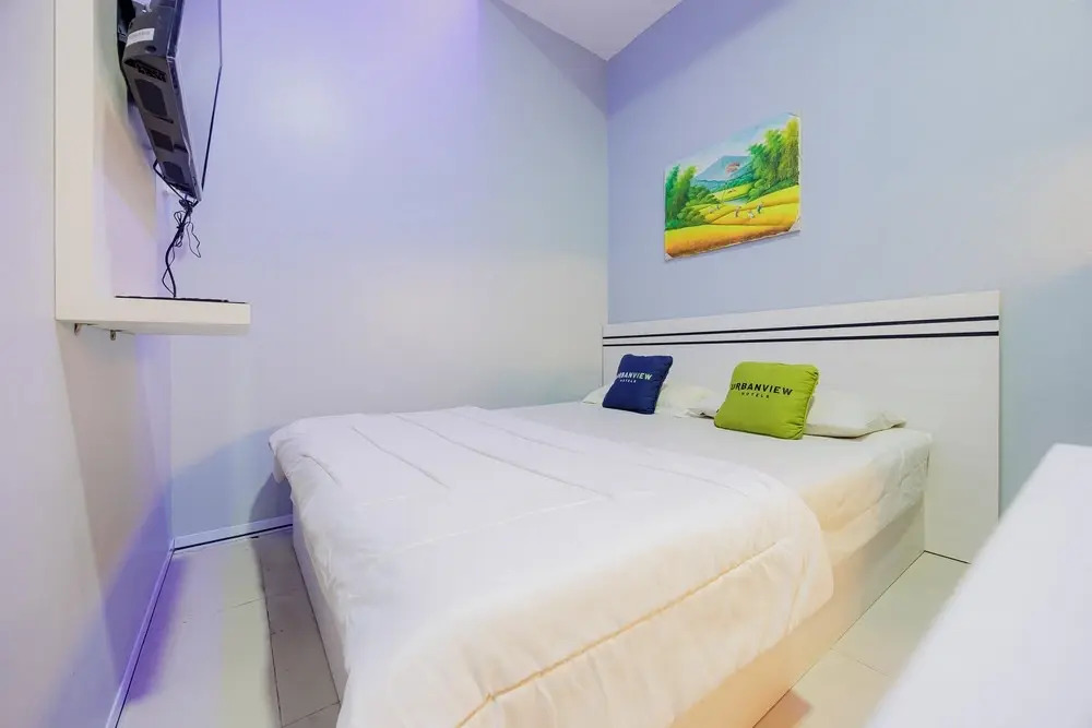 Urbanview Hotel Bagusroom Batam