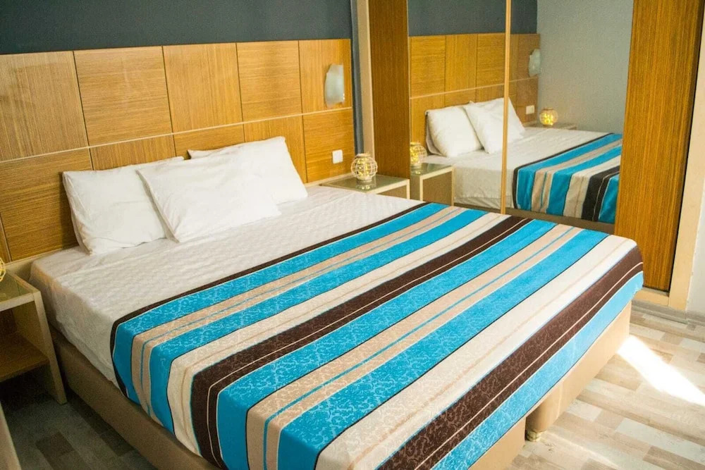 Taşev Suites