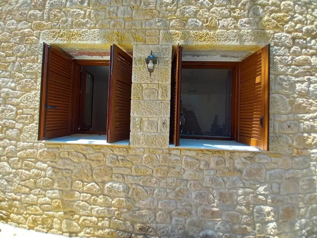 In Between Mani Villas