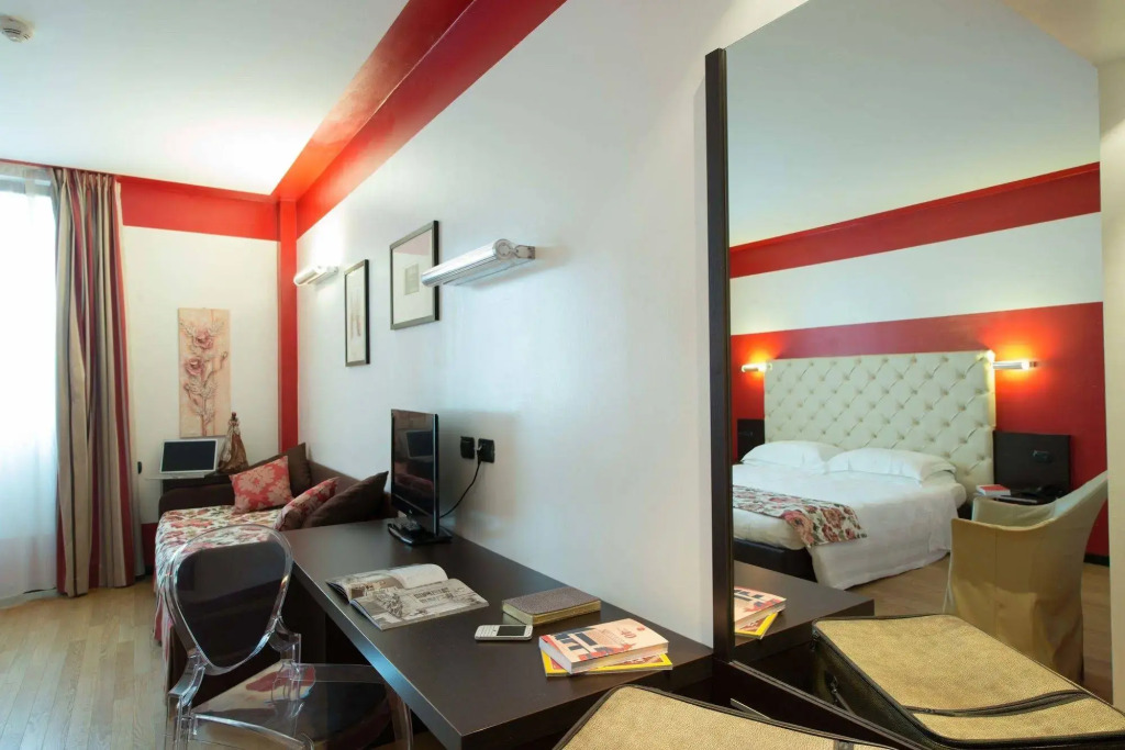 Continental Urban Art Hotel