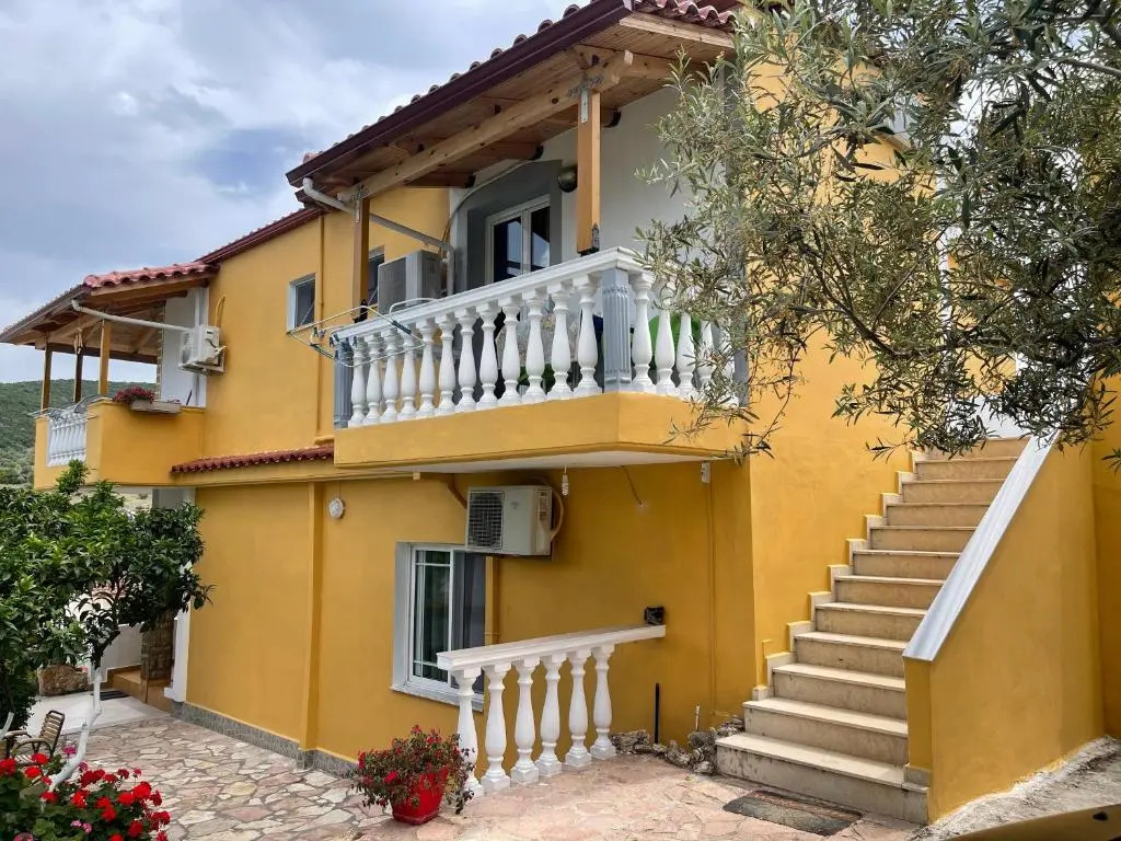 Golden Villa Ksamil