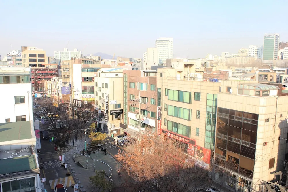 U Guesthouse in Hongdae Female Only - Hostel