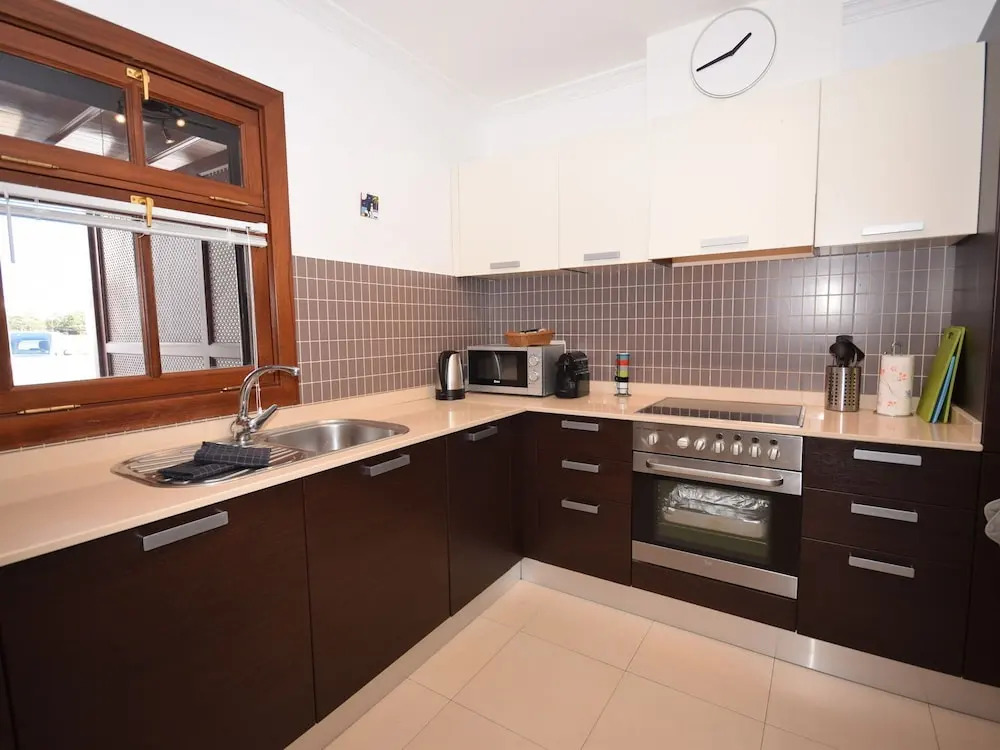 Lavish Holiday Home in Playa Blanca with Pool
